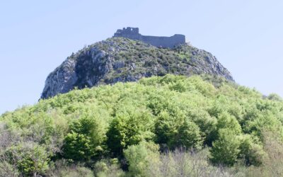 Montsegur, le Pog, le Chateau, le village et le musée.